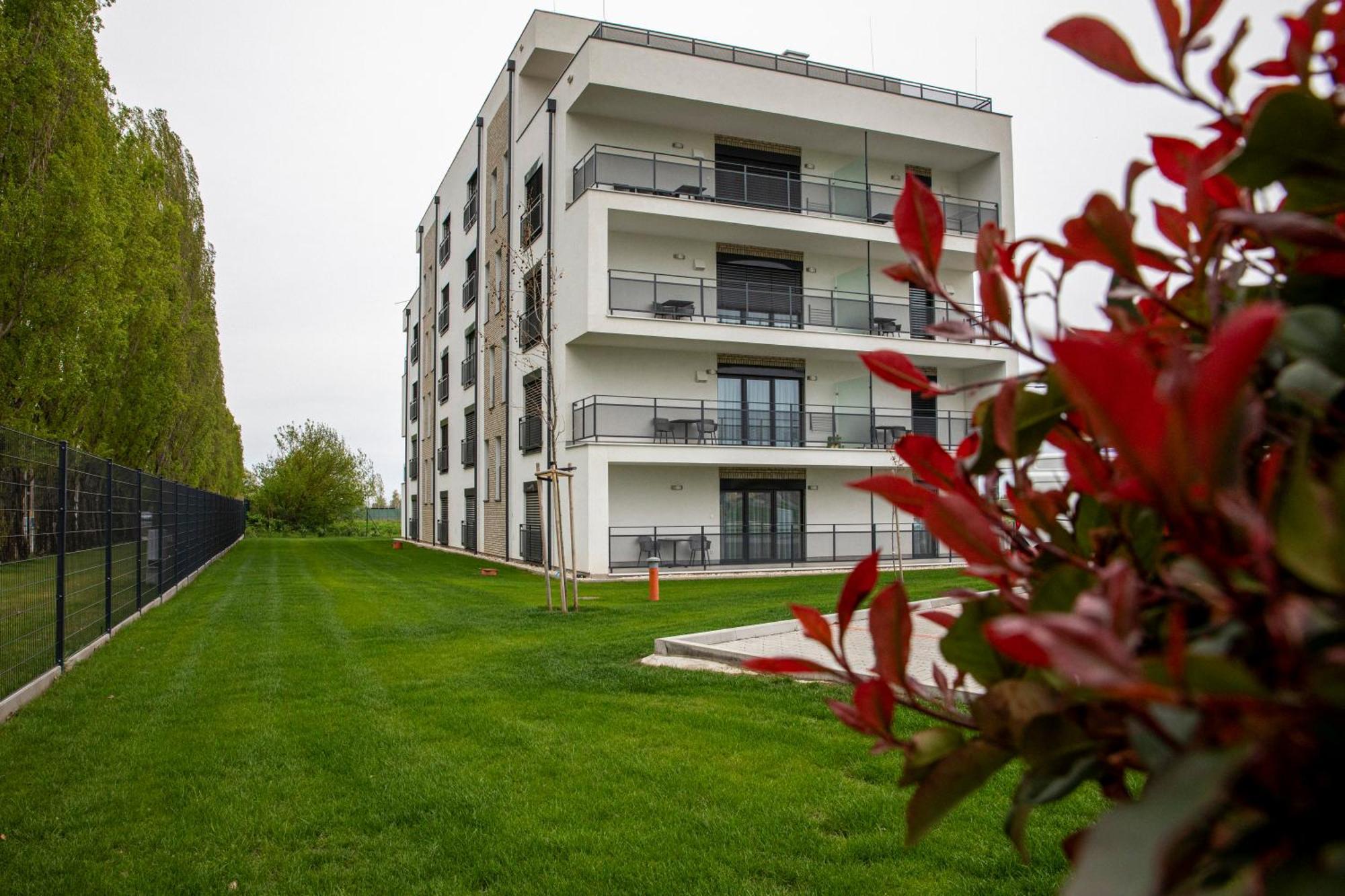 Kinga Apartman Dunajska Streda Ngoại thất bức ảnh